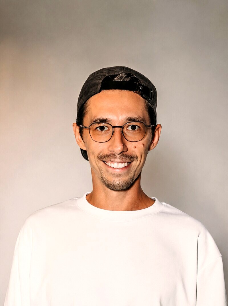 Kirill Hudyakov — Growth & Systems Operator based in Bali